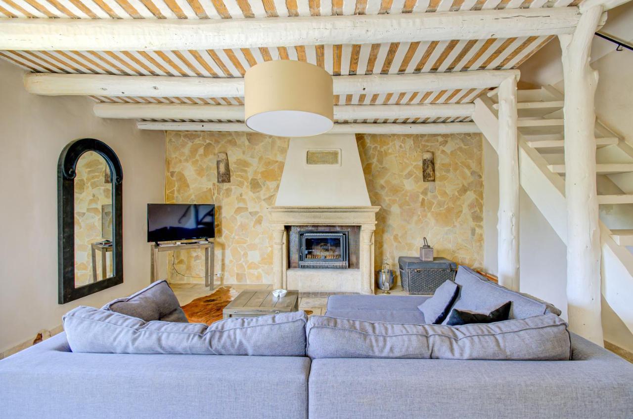 Le Bercail De Montmirail Apartment Sarrians