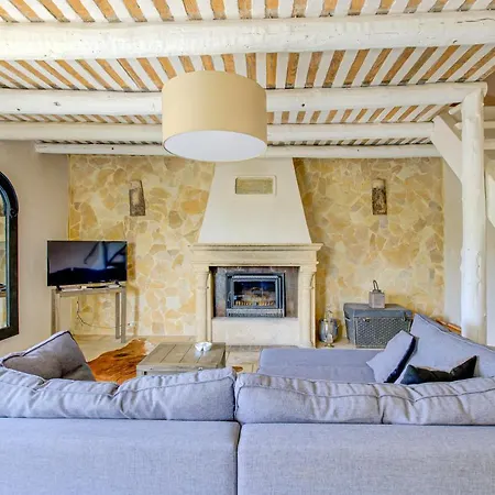Le Bercail De Montmirail Apartment Sarrians Exterior photo