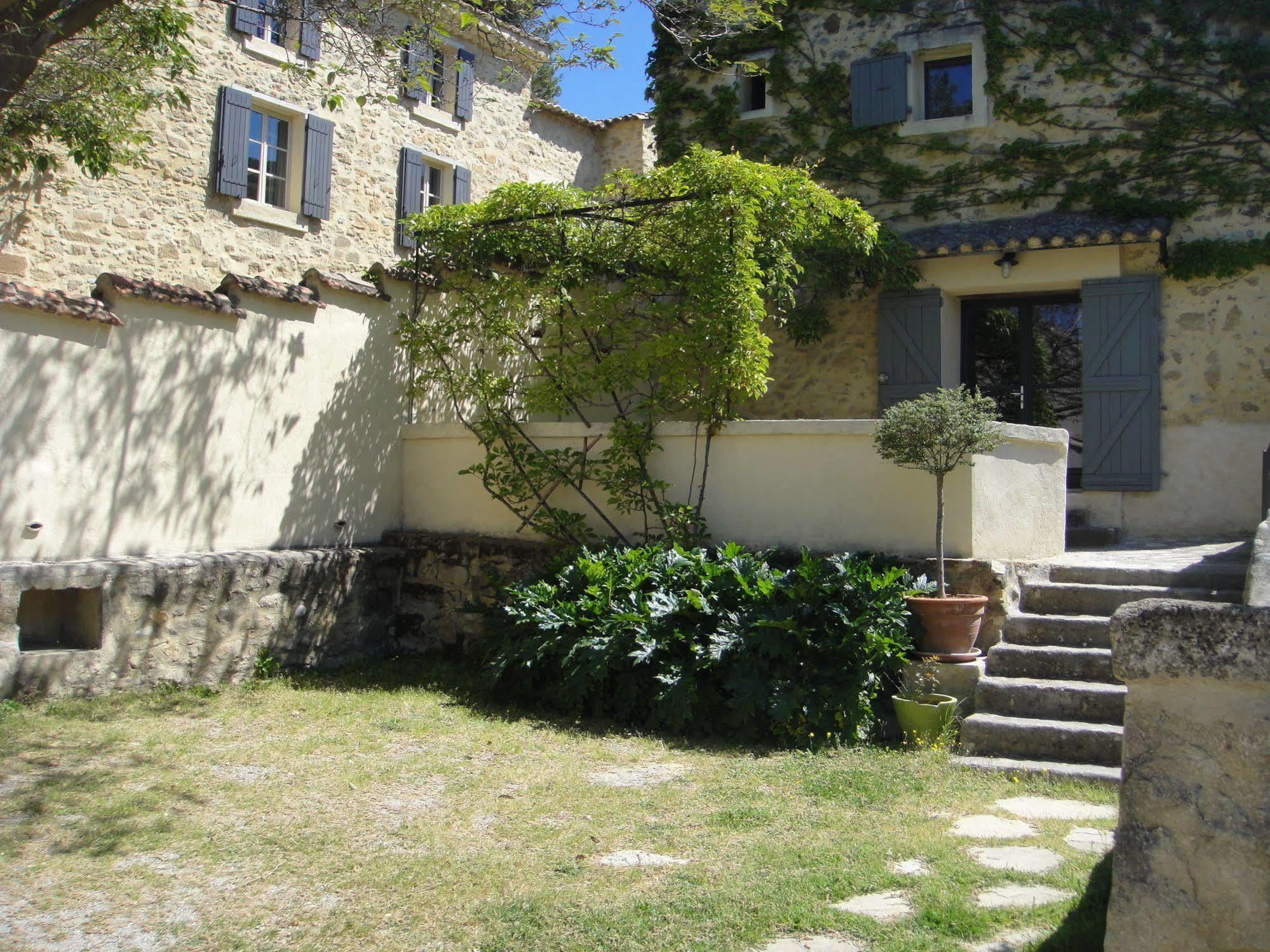 Le Bercail De Montmirail * Sarrians